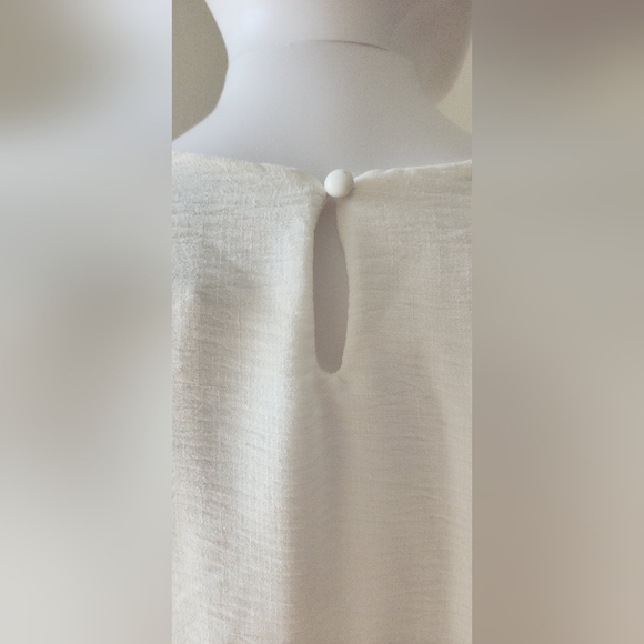 NWT White Short Dress with Waist Wrap - Medium! - Picture 6 of 11